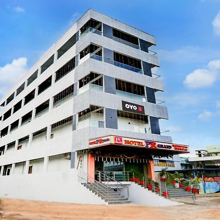 Hotel O Pr Grand Khammam المظهر الخارجي الصورة