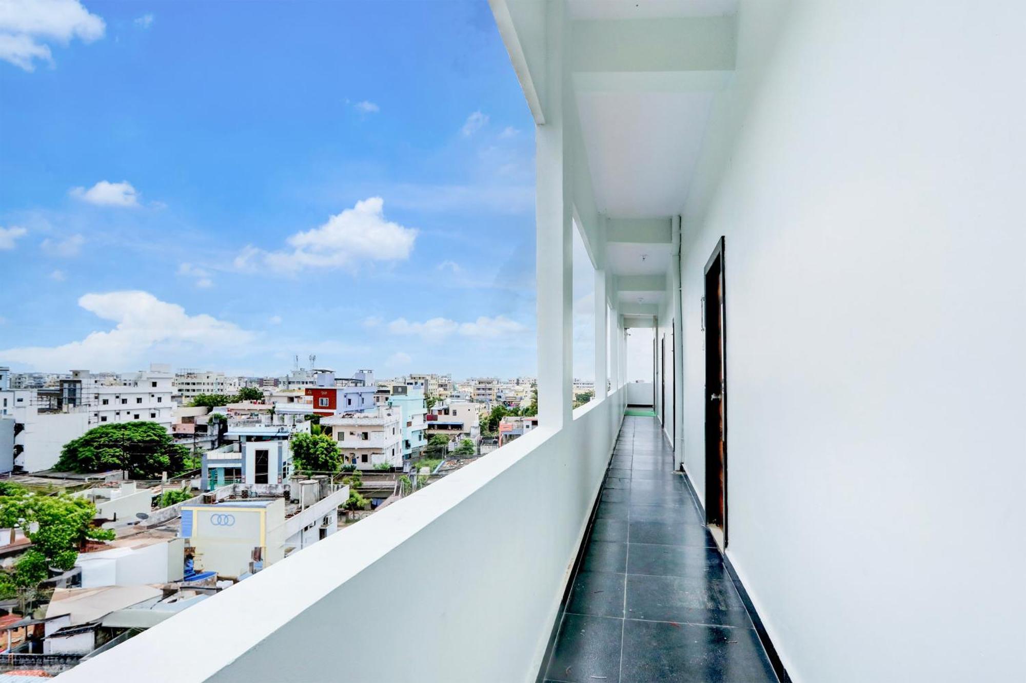 Hotel O Pr Grand Khammam المظهر الخارجي الصورة